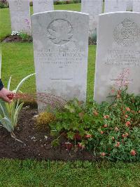 Etaples Military Cemetery - Chapman, D